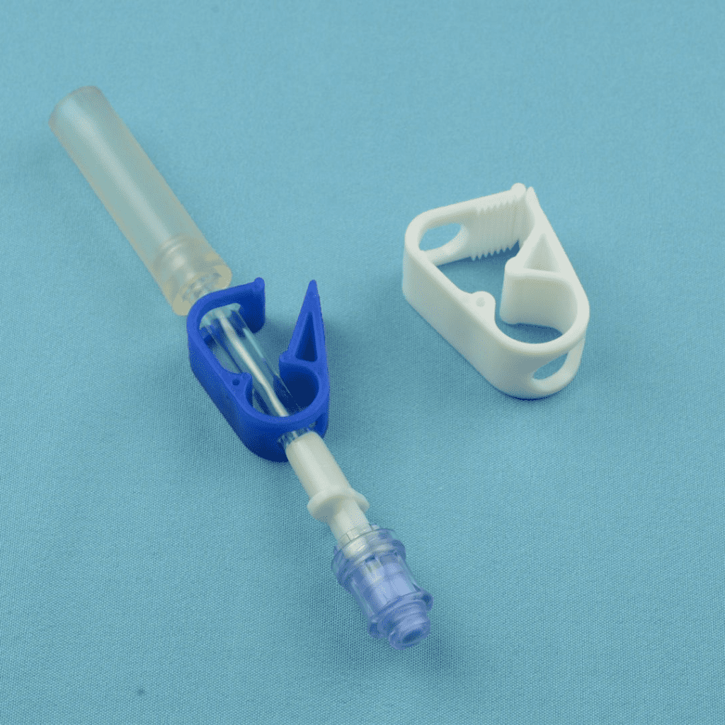 Needle free drain adaptor